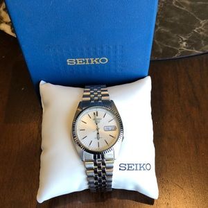 SEIKO QUARTZ SOLAR AUTOMATIC WATCH